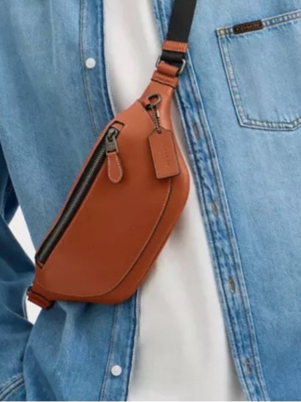 Men or women Leather Sling Waist Bag in Brown